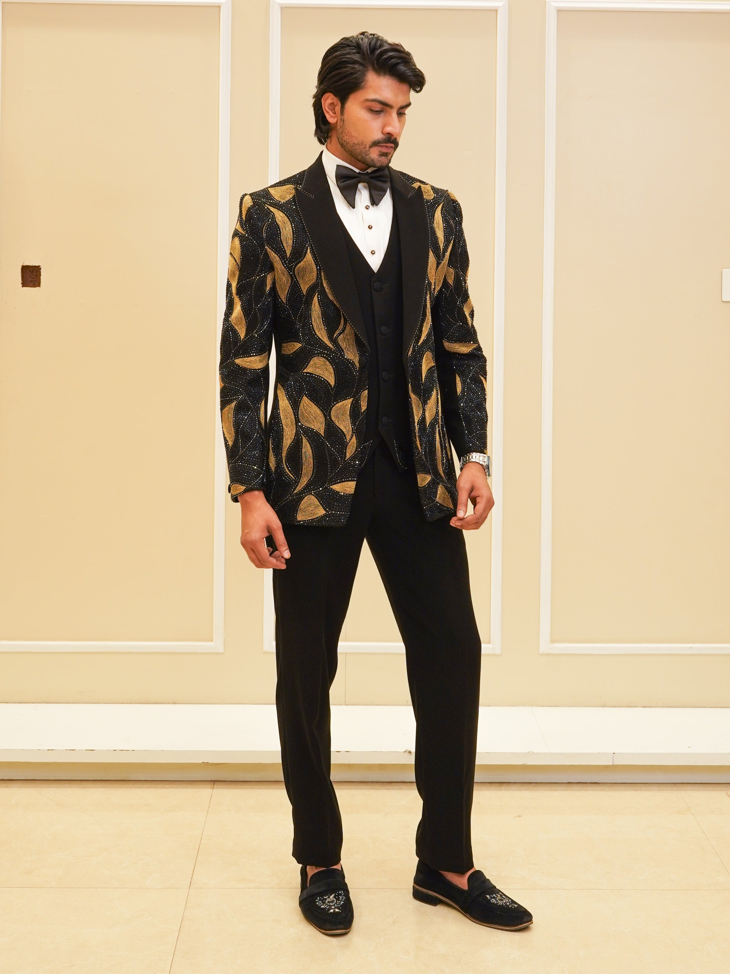 Black Zari And Cut Dana Embroidery Set