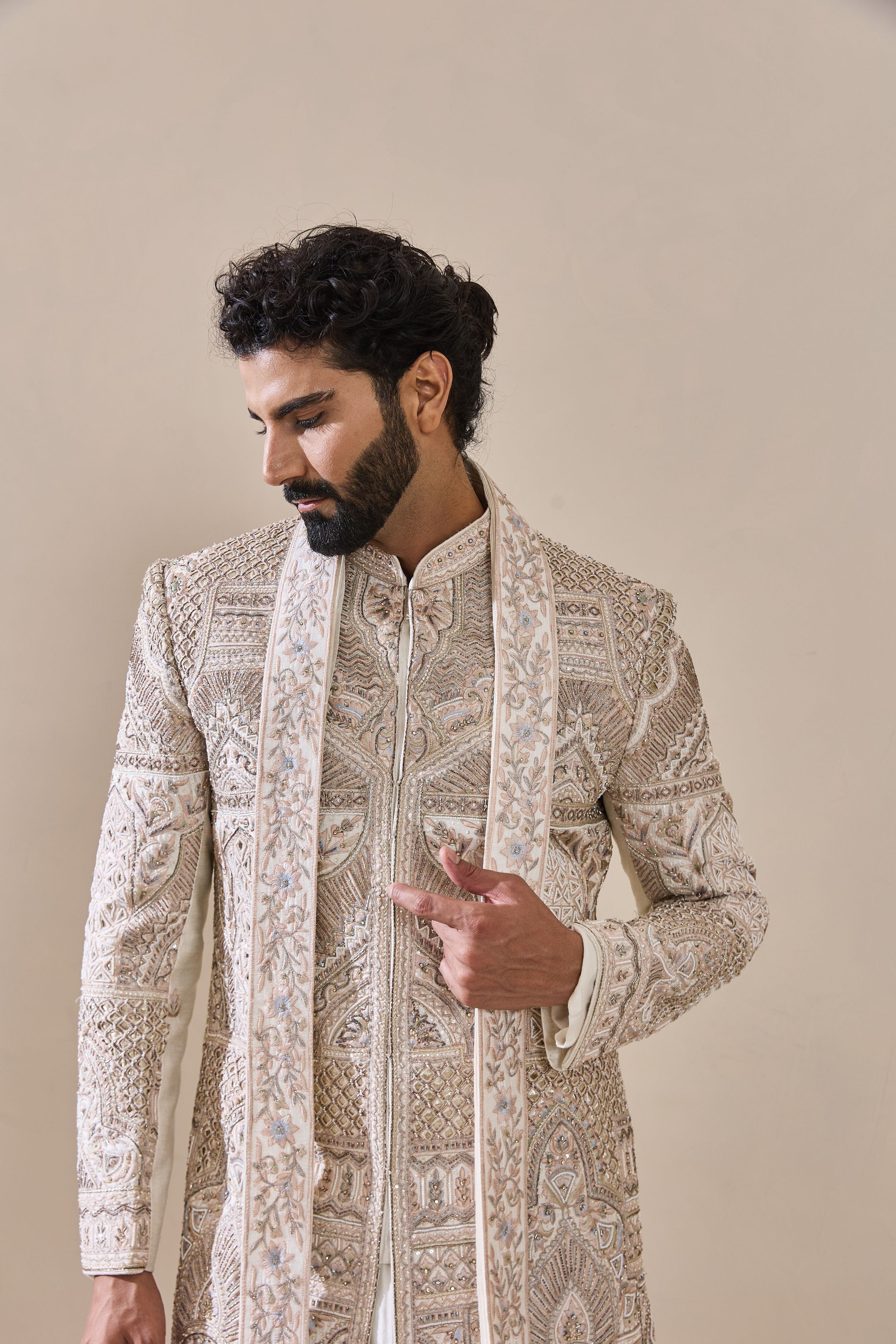 Ivory Aari And Zardozi Embroidered Sherwani